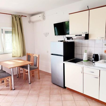 Apartments Zovko Drace Bagian luar foto