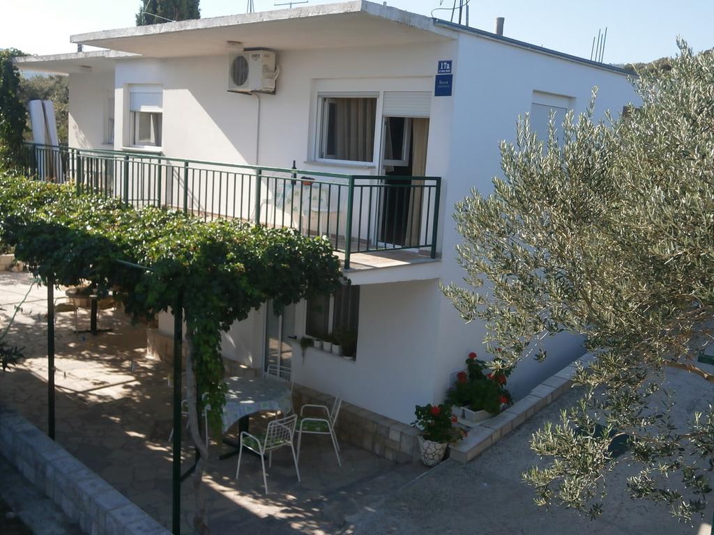 Apartments Zovko Drace Bagian luar foto