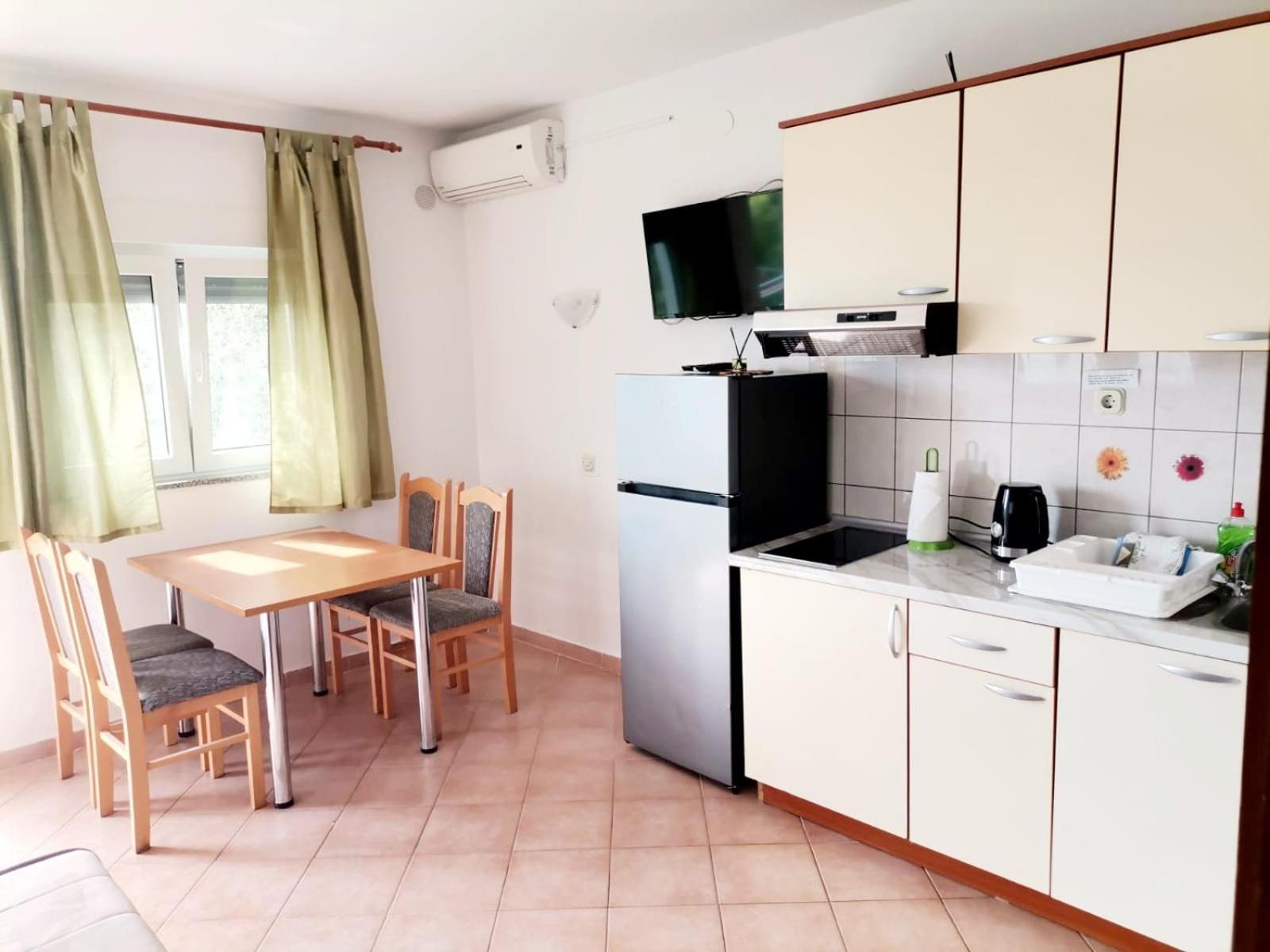 Apartments Zovko Drace Bagian luar foto